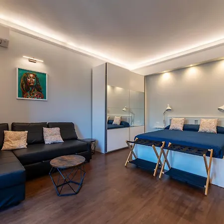 Guesthost - Cozy With Vatican View Balcony Apartamento