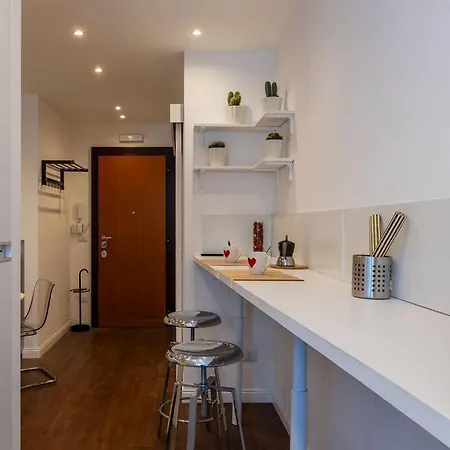Guesthost - Cozy With Vatican View Balcony Apartamento *