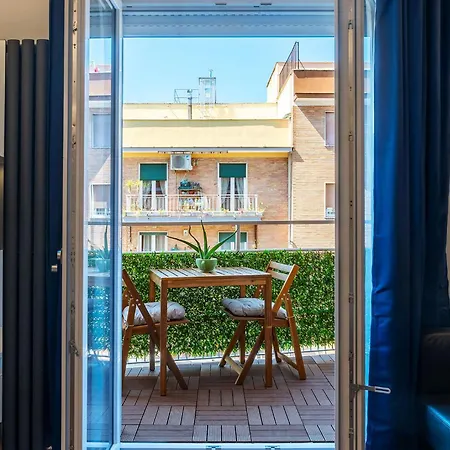 Apartment Guesthost - Cozy With Vatican View Balcony Rom